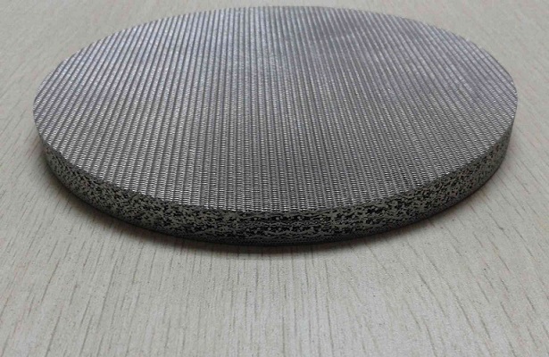 sintered filter disc for chemical plants